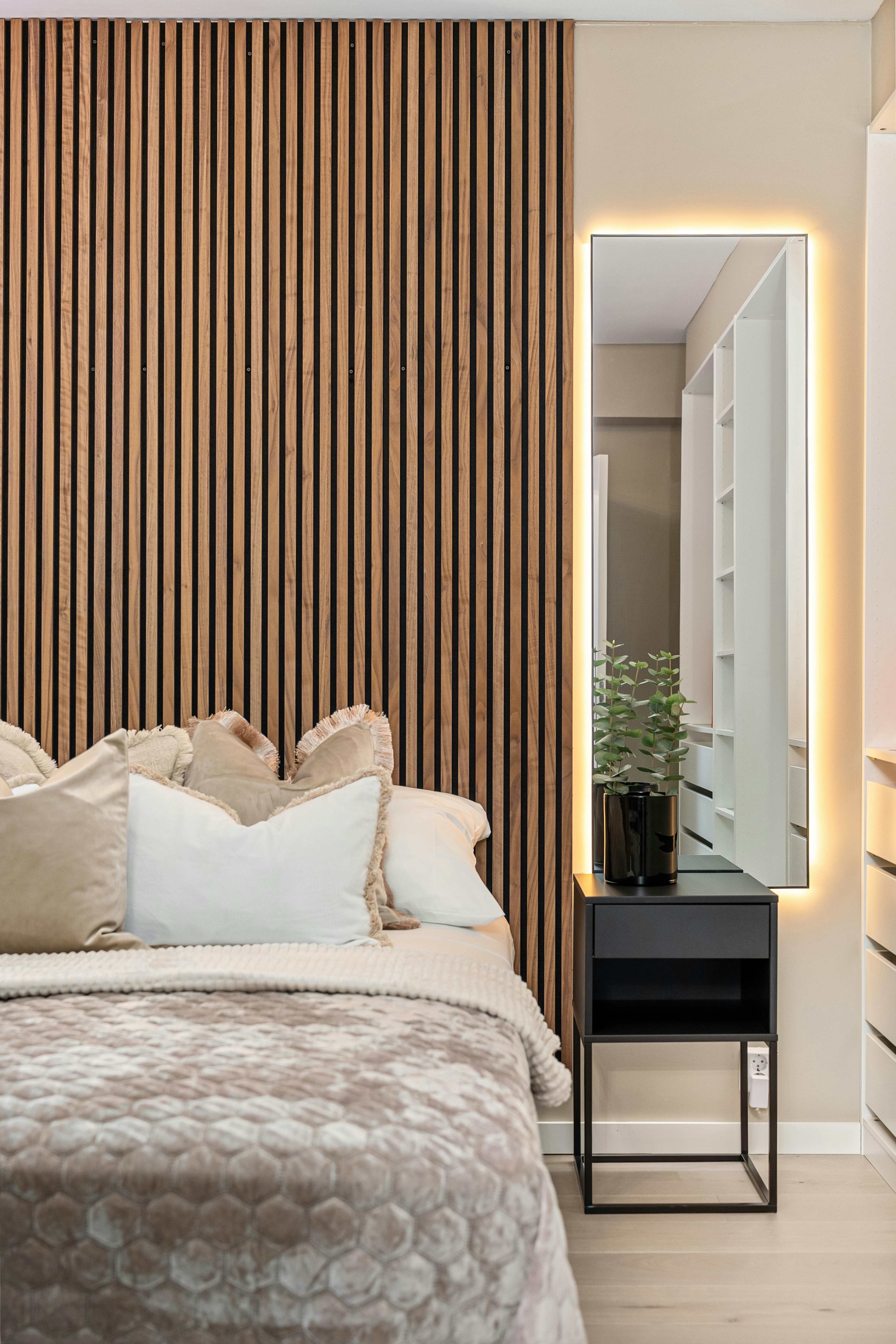 Wall Panelling: Finding the Right Finish
